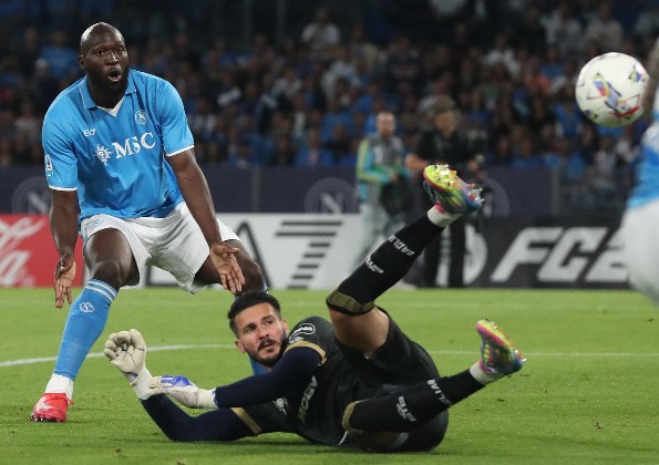 KDB：盧卡古風「玻」被放大