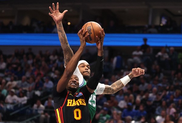 快攻長傳變驚世三分 古明加助鷹隊11連勝