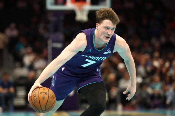 肯尼普改寫200球三分最快紀錄