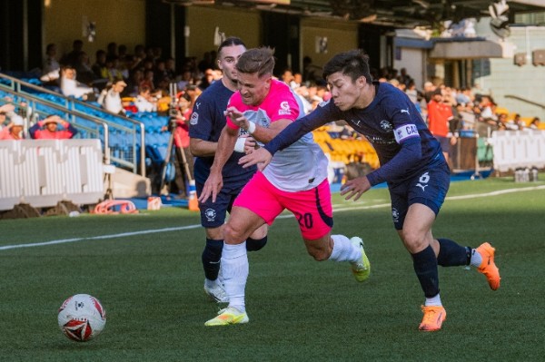 傑志2：1客破港會續領群雄