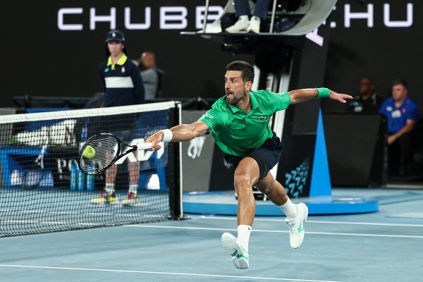 破不勝冼拿魔咒 祖高域入決賽撼艾卡拿斯