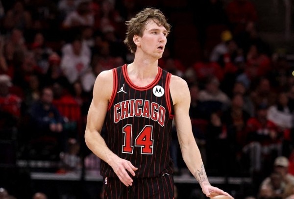 2月埋單 馬刺公牛天與地