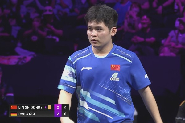 林詩棟意外下馬。電視畫面