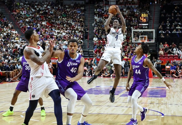 NBA夏季聯賽展開 狀元首日挫榜眼
