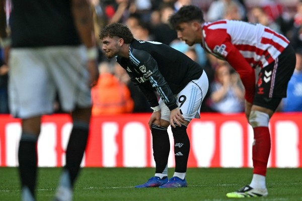 艾利亞治無力發「維」