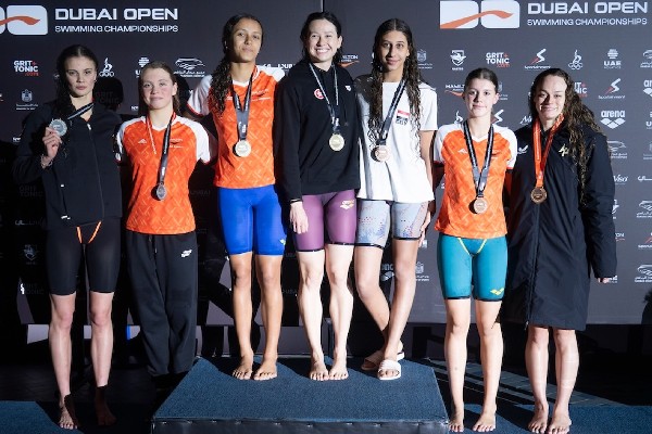 何詩蓓杜拜公開賽奪3金1銀1銅