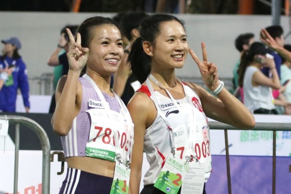 過江龍半馬揚威  陳雨繁升呢折桂  施文麗陪跑稱后