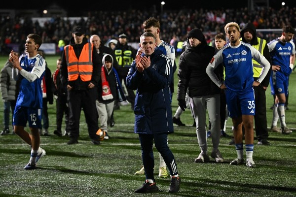 感動！馬格斯菲球員獲賓福特領隊「認證」