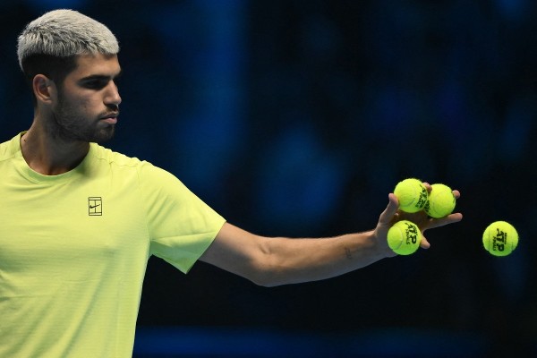 年終決戰！艾卡拿斯：總有三四人撐我