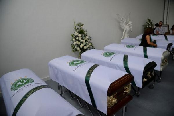 查比高恩斯球員的棺材已造好。©AFP