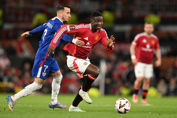 拿玻里超前部署斟明奈