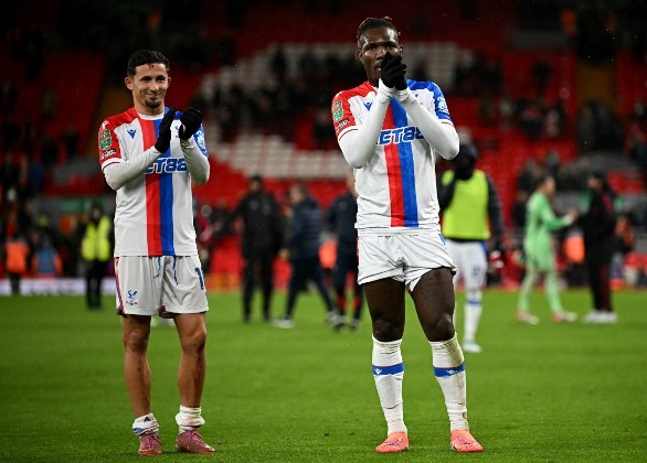 水晶宮歐協聯3：1贏AZ