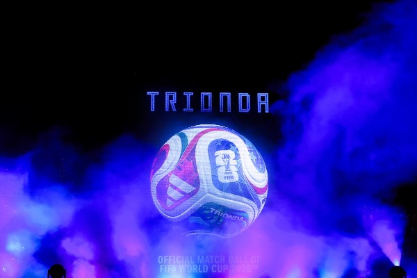 Trionda融合了北美3個主辦國的象徵。©AFP