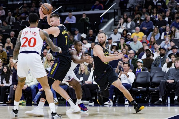 咖喱三「勇」將鬥快艇限時上陣