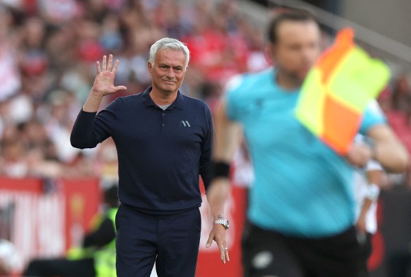 摩連奴對回「艦」傳言封口