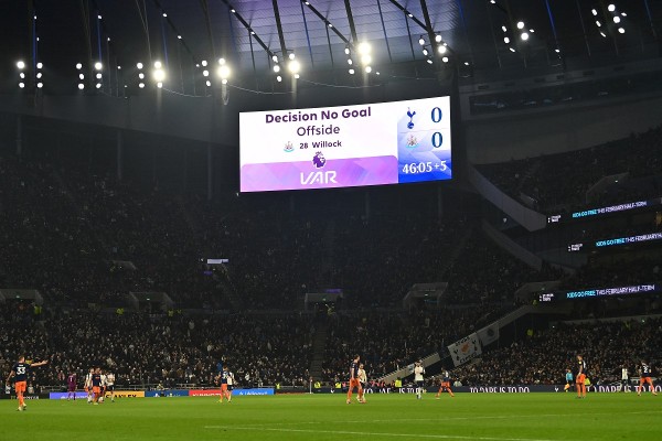 VAR唔受英超球迷歡迎