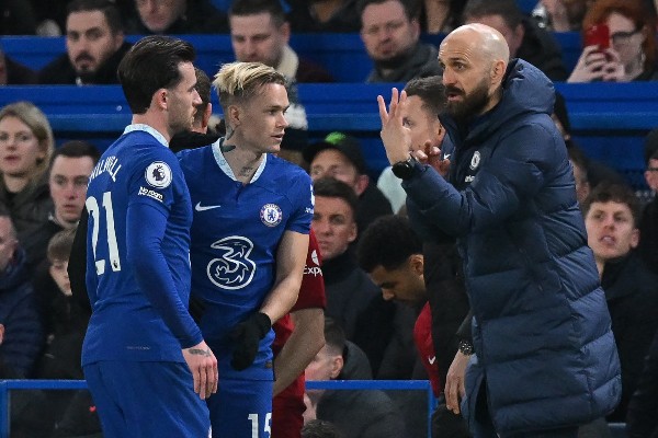 般奴沙度投熱刺當杜陀副手