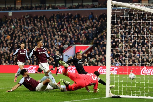 祖奧柏度戴帽 車仔4：1反勝維拉