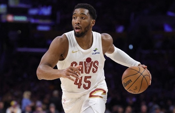 騎士獵「鷹」 米曹200場得分過20