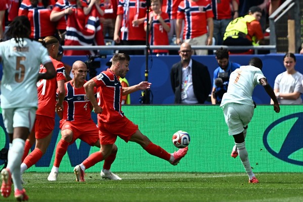 法國半場3：1挪威 塞內加爾半場1：0伊拉克