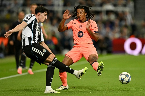 費明盧比斯：「巴紐戰」埋身肉搏必多