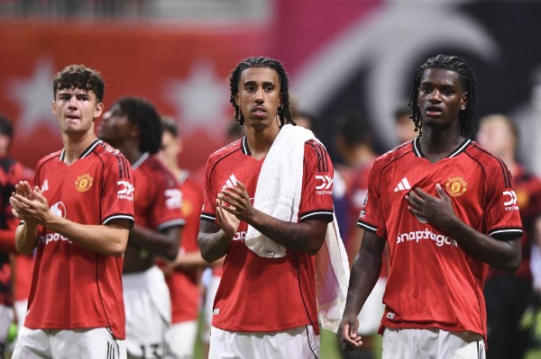 伊雲斯聯手活基治 中堅小「魔」受教了