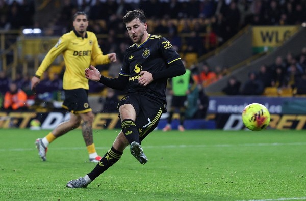 27次射門麾下最多  阿摩廉點名讚曼治