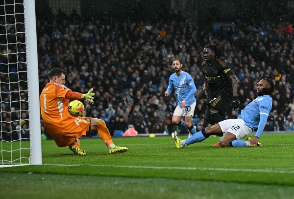 曼城3蛋贈富咸 落後阿仙奴3分