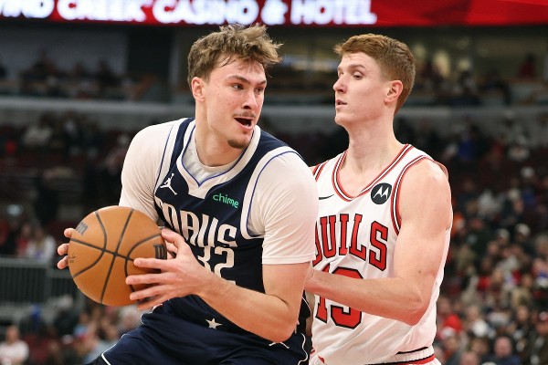 獨行俠遭「牛」撞散 傑特教練被逐