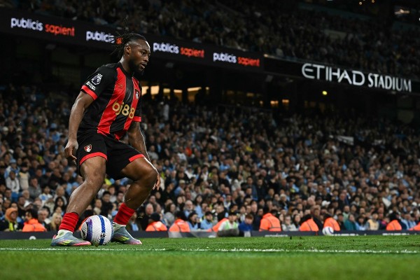 般茅隊友相繼離隊 施曼尤：幸好冇跟風