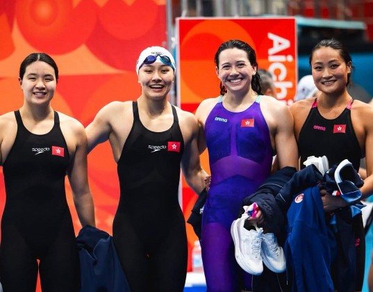 何詩蓓率師妹4x100自接力 壓倒日本亞運奪銀