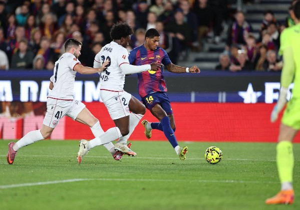 西媒：巴塞買斷福仔 轉會費分期3年