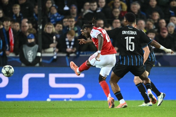 馬度亞基起孖  阿仙奴3球射「日」續長勝