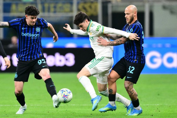 查漢洛路炮彈遠射 國際米蘭5：2破羅馬