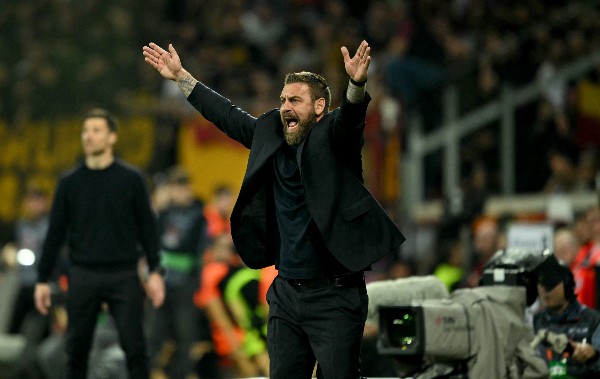 迪羅斯執掌熱拿亞救亡