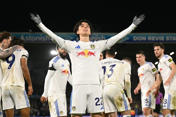 鬥車仔利記都士哥  田中碧照捱轟……