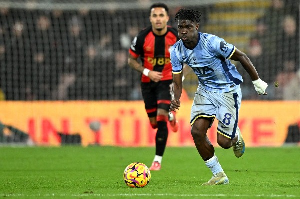 再被踢爆吸笑氣 比素馬勢遭熱刺重罰