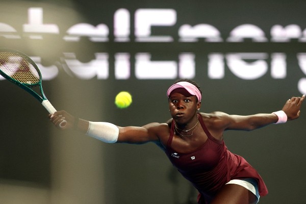 晏寶高晉身卡網決賽  排名升Top 10