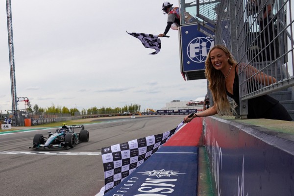 安東尼利F1美國站封王 世界冠軍仲要等等