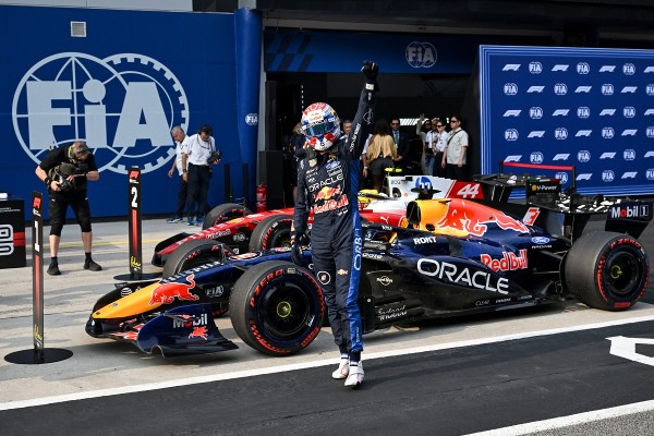 韋斯塔本F1巴林站首排頭位：期望乘勝追擊