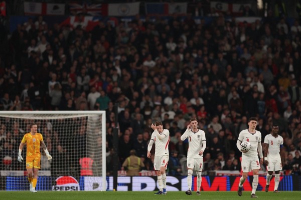 【世盃倒數50日】疲累+畏懼 英格蘭被睇死！