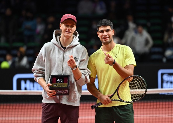 傳雙「拿」仁川網球表演賽勁賺