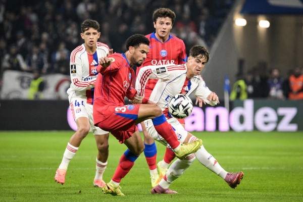 PSG絕殺里昂3：2