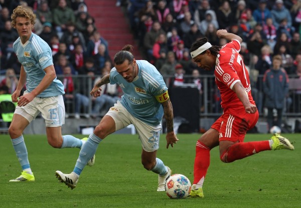 拜仁超班炒柏林聯4：0