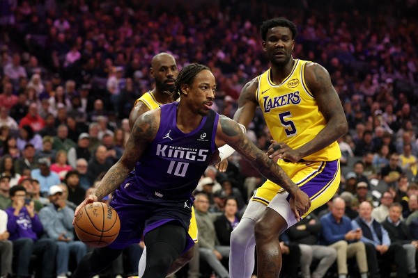 帝王17球三分填「湖」