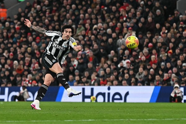 賀維：東拿利在紐記開心生活