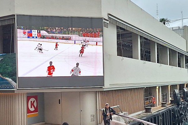 排除萬難辦冰球世錦賽　為下屆亞冬運練兵