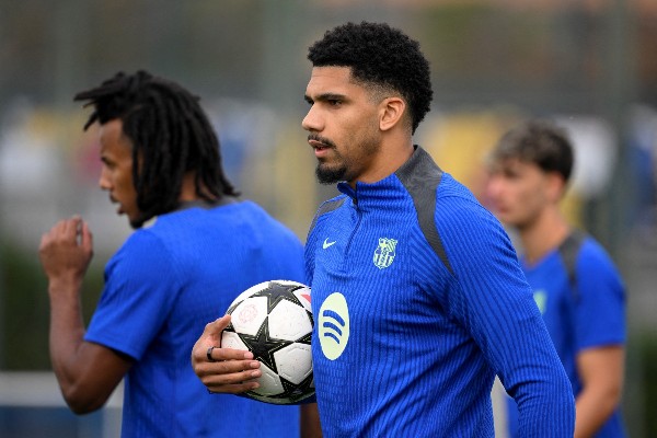 阿拿奧荷填補巴塞隊長人選