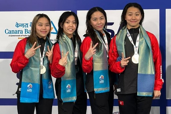 4名女將為港隊以銀牌埋齋。體育總會