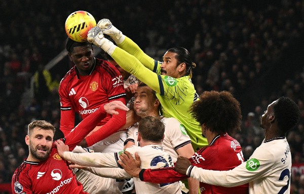 曼聯自由球威力大增